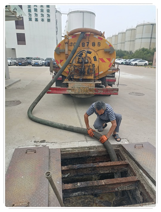 炉霍隔油池清掏